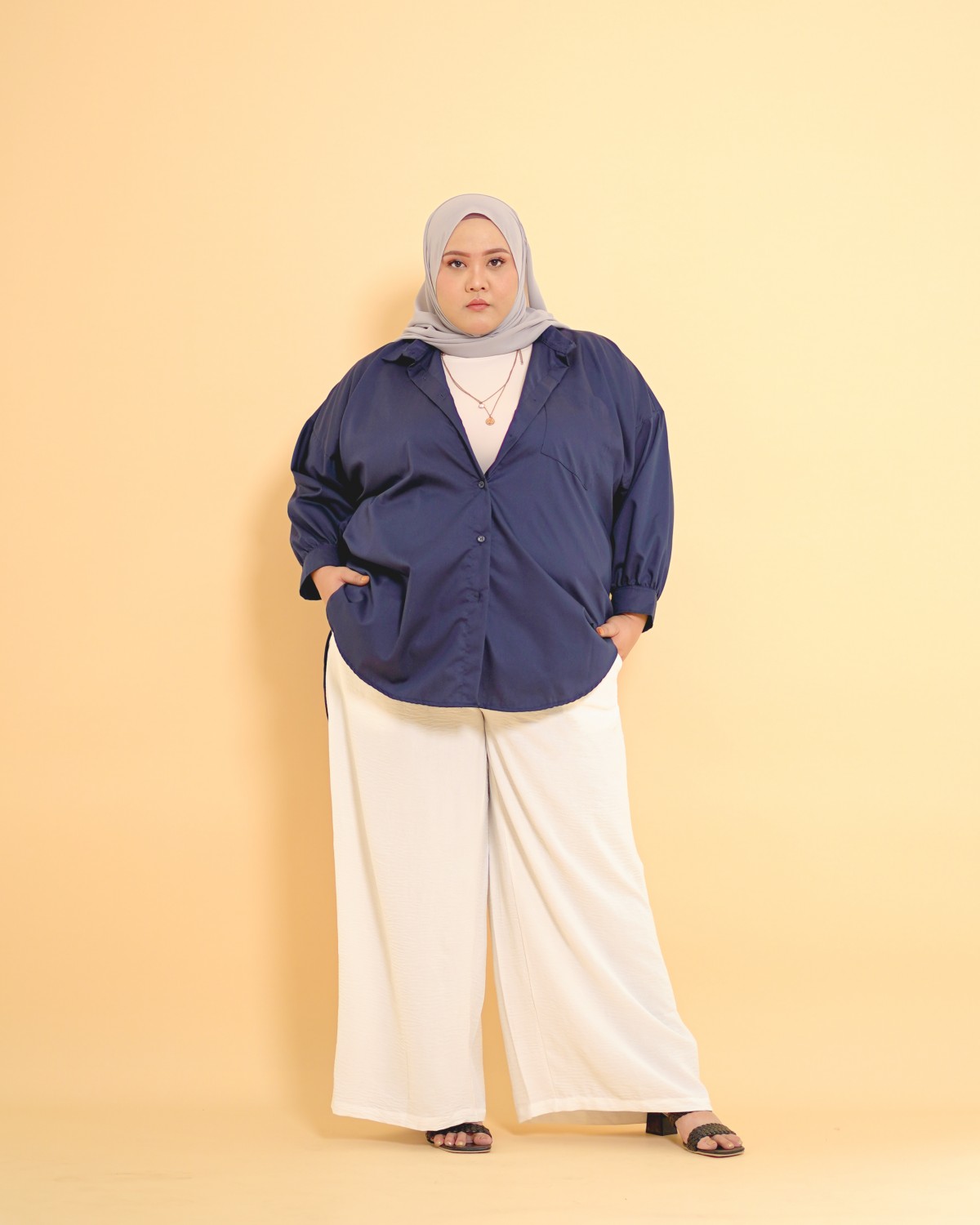 Noelle Shirt (Navy Blue)