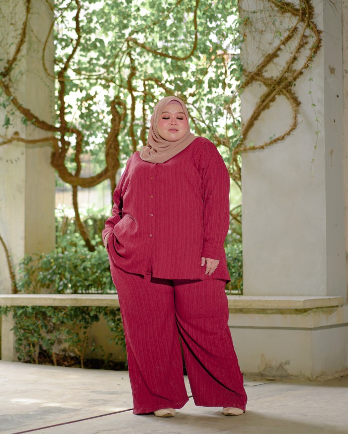 Arianna Suit (Wine Pink)