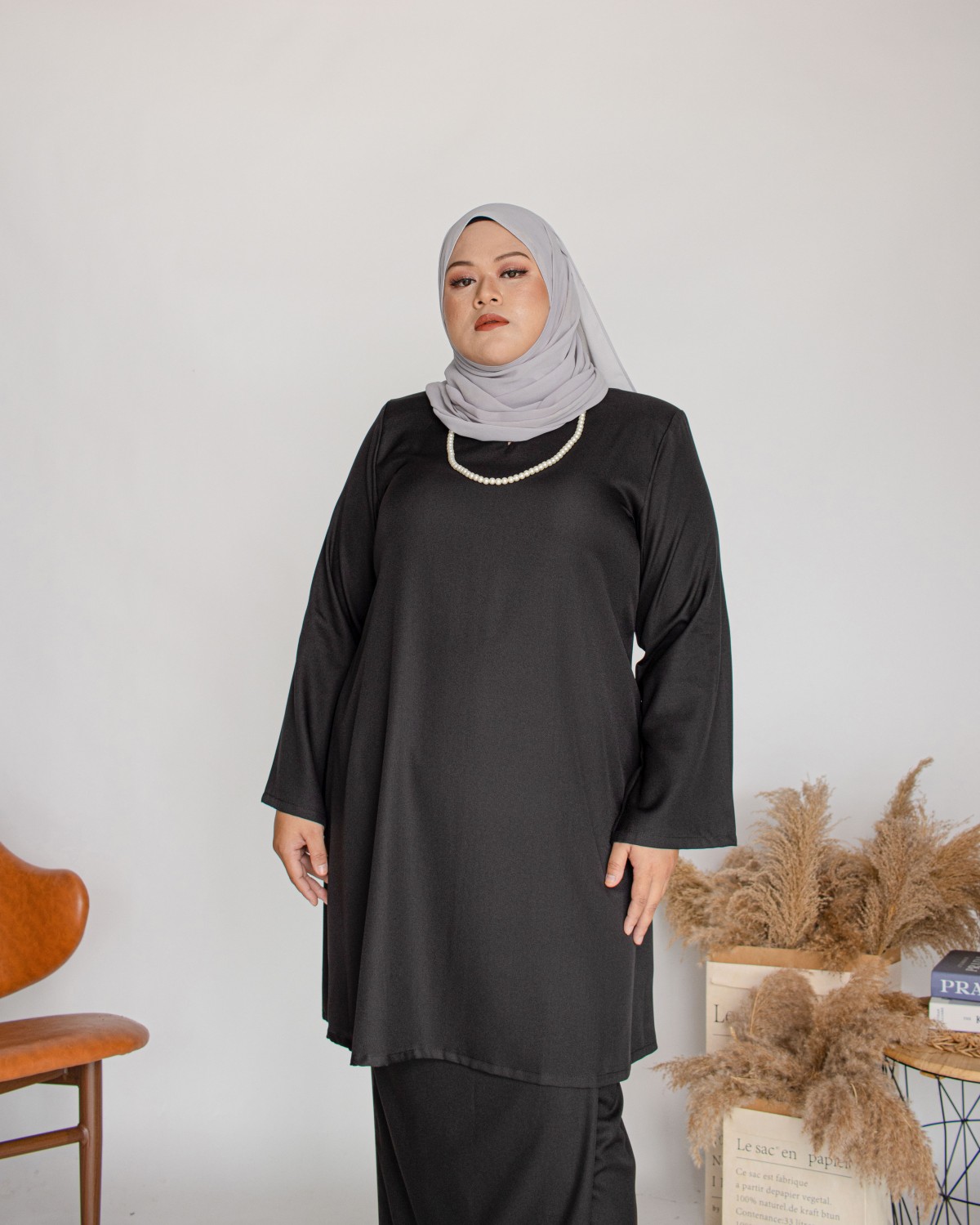 Amalin Riau Kurung (Black)