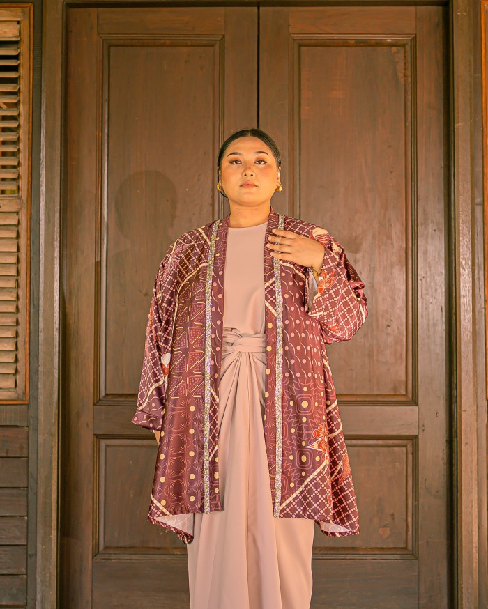 Dian Androyowati Cardigan Dress (Maroon/Taupe)