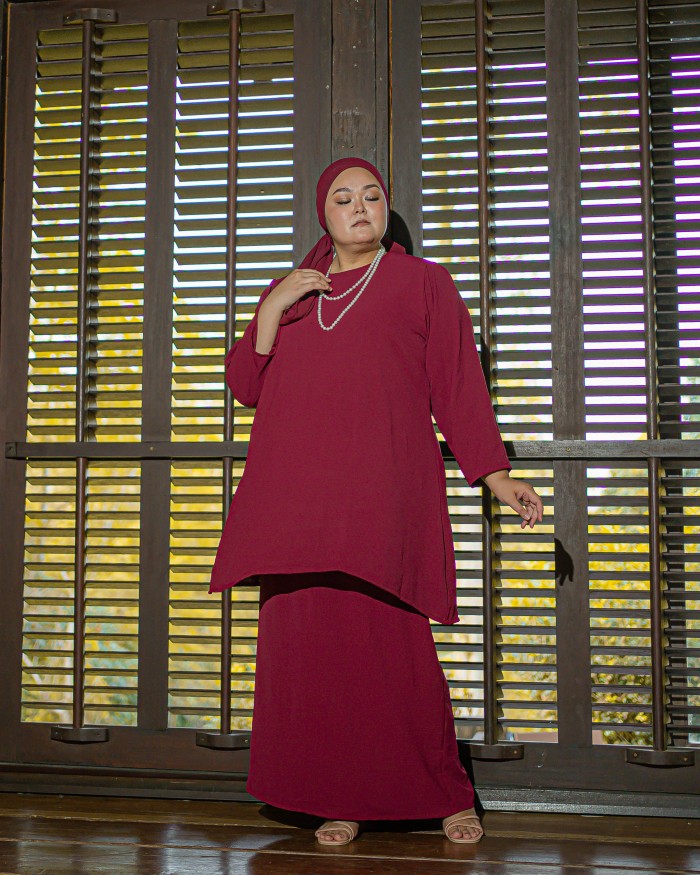 Ayong Rahmah Kurung (Maroon)