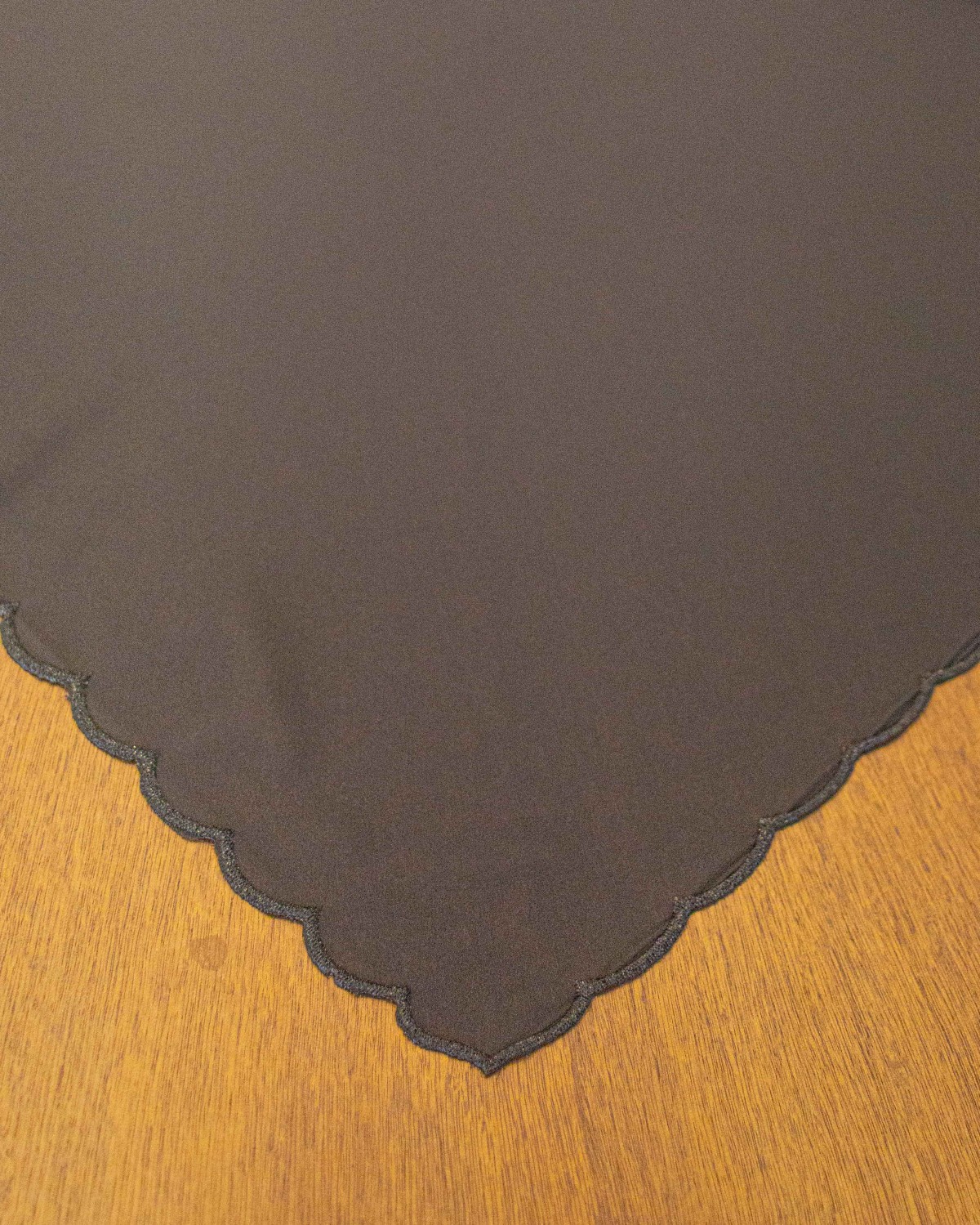 Nona Embroidery Shawl (Black)