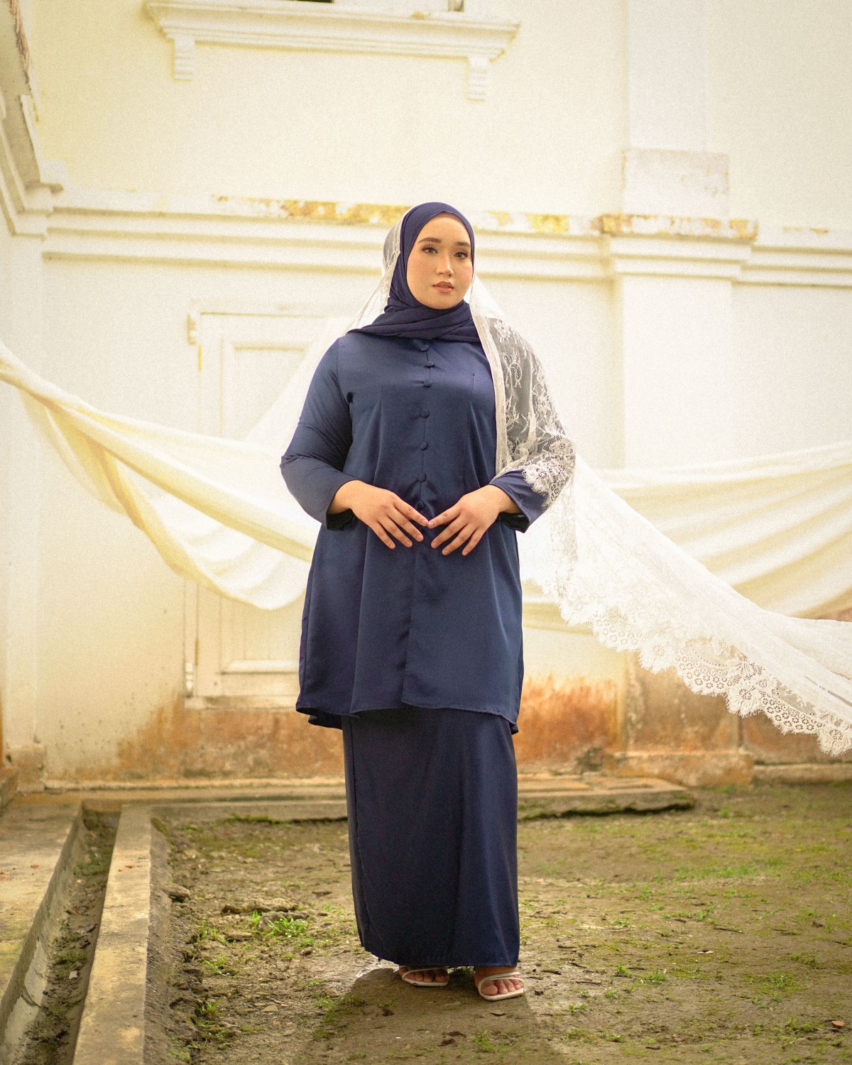 Ako Meriam Button Kurung (Dark Blue)