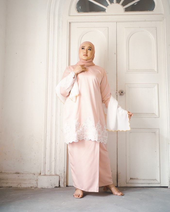 Kirana Kurung (Soft Peach)