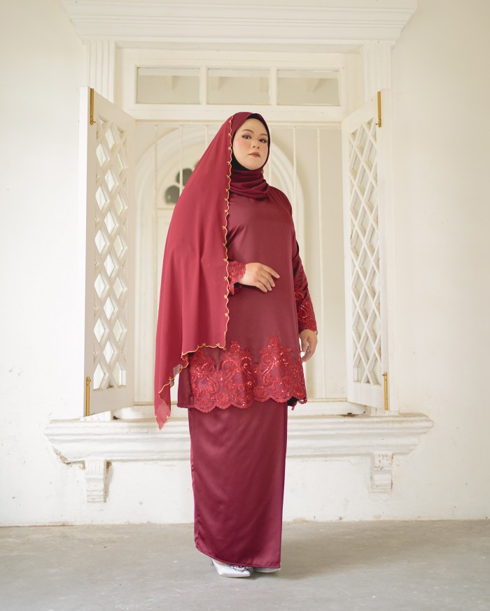 Kirana Kurung (Burgundy)