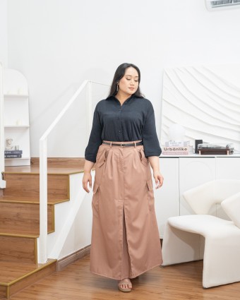 Gwen Cargo Skirt (Nude)