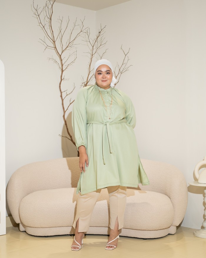 Daemi Long Shirt (Green Tea)