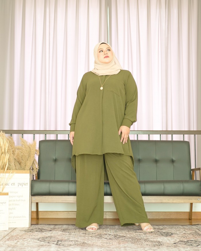 Darla Baggy Shirt (Olive)