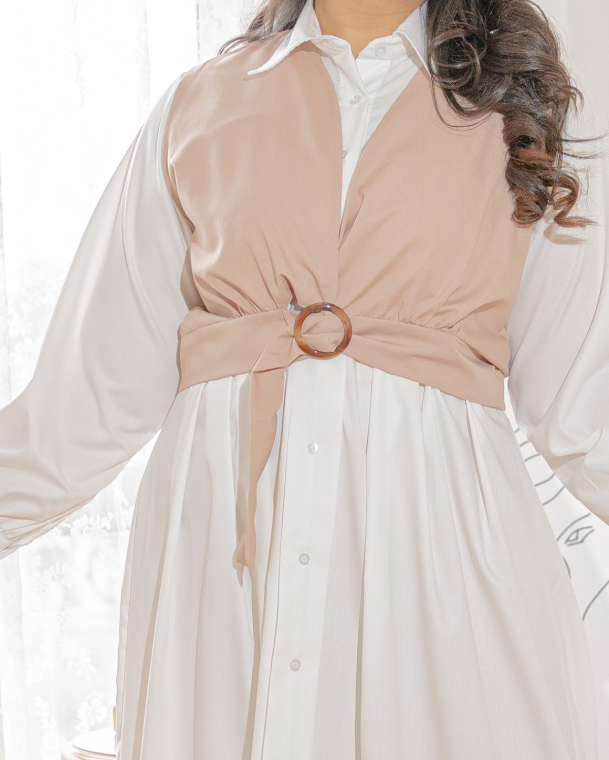 Jane Vest Dress (White/Nude)