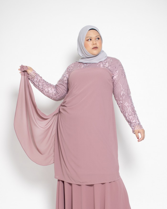 Nur Qaireena Luxe Kurung (Dusty Mauve)