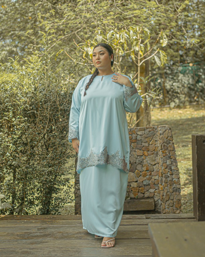 Ayong Kamareah Lace Kurung (Mint Blue)