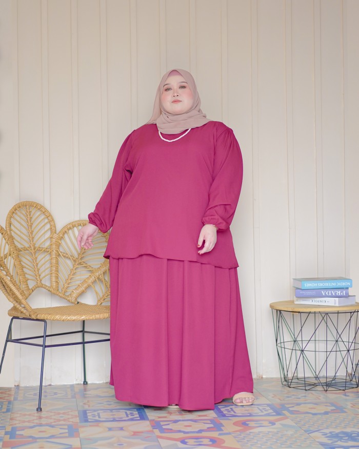 Wiliya Skirt Suit (Maroon)