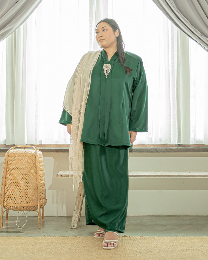 Ewan Rokeah Kebaya (Emerald)