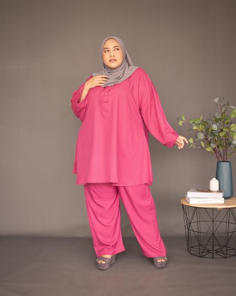 Wafa Suit (Fuchsia Pink)