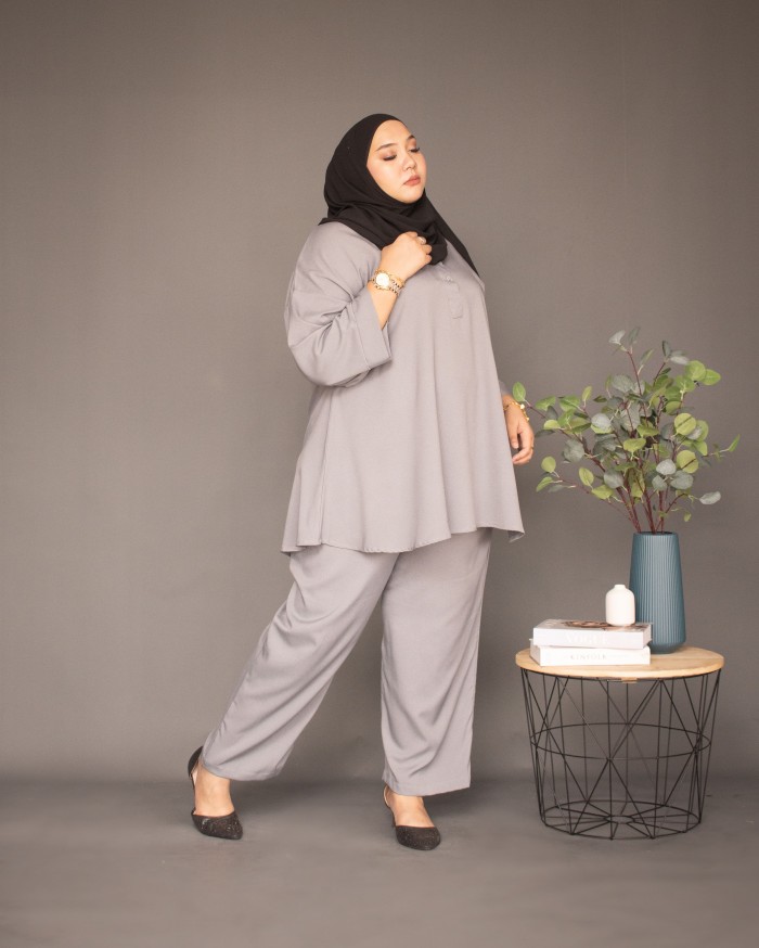 Wafa Suit (Grey)