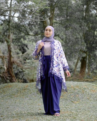 Dian Indrawardoyo Cardigan Pario (Dark Blue)