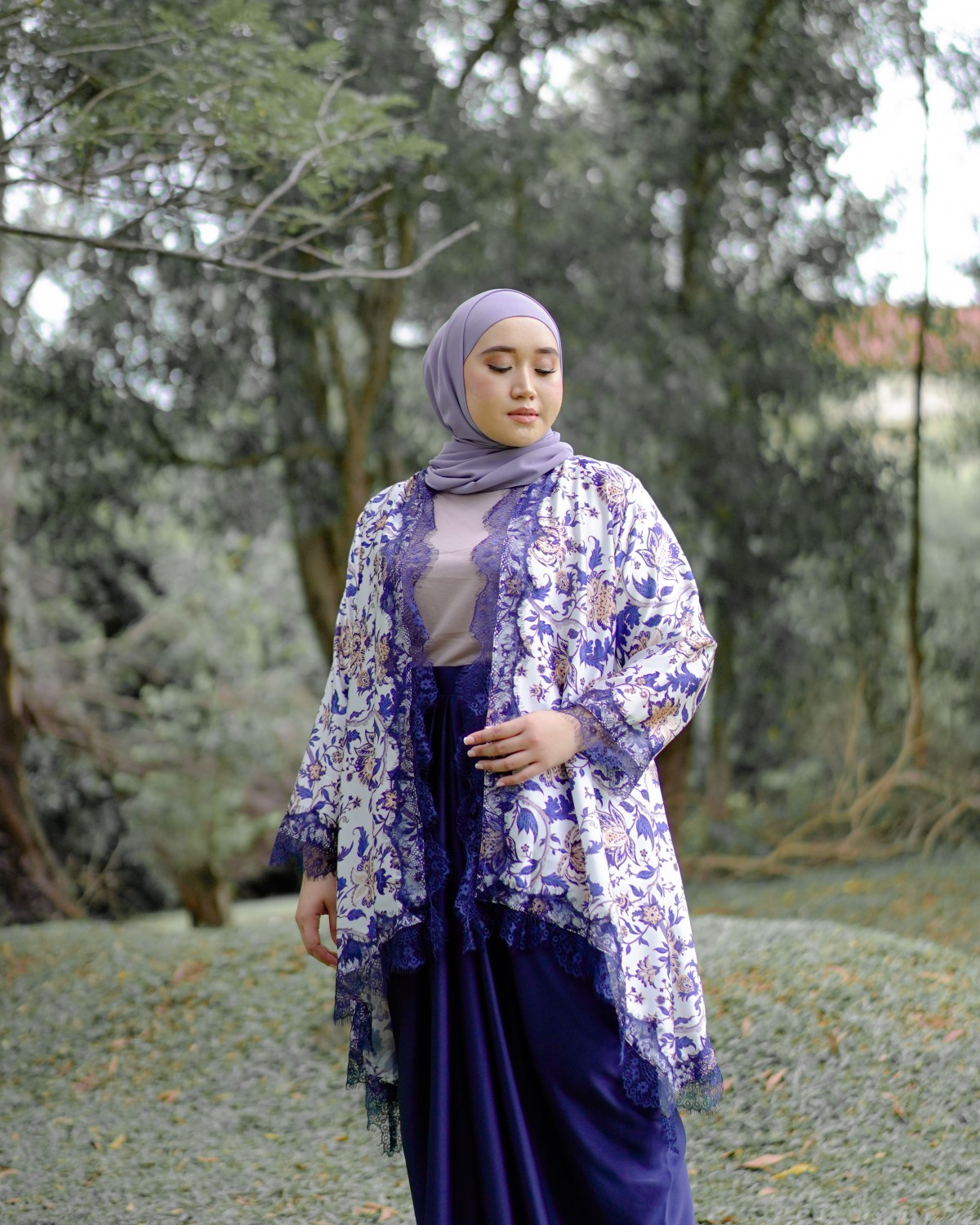 Dian Indrawardoyo Cardigan Pario (Dark Blue)