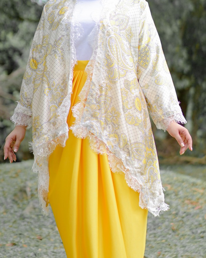 Dian Indrawardoyo Cardigan Pario (Butter Yellow)