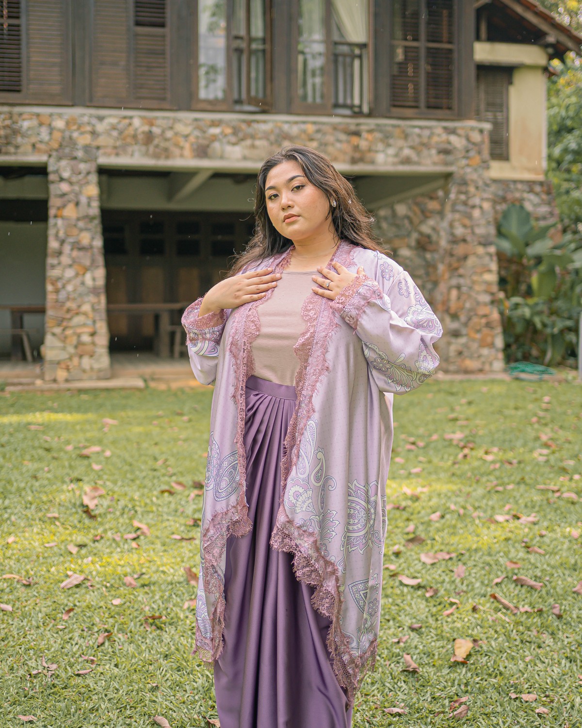 Dian Indrawardoyo Cardigan Pario (Lilac Yam)