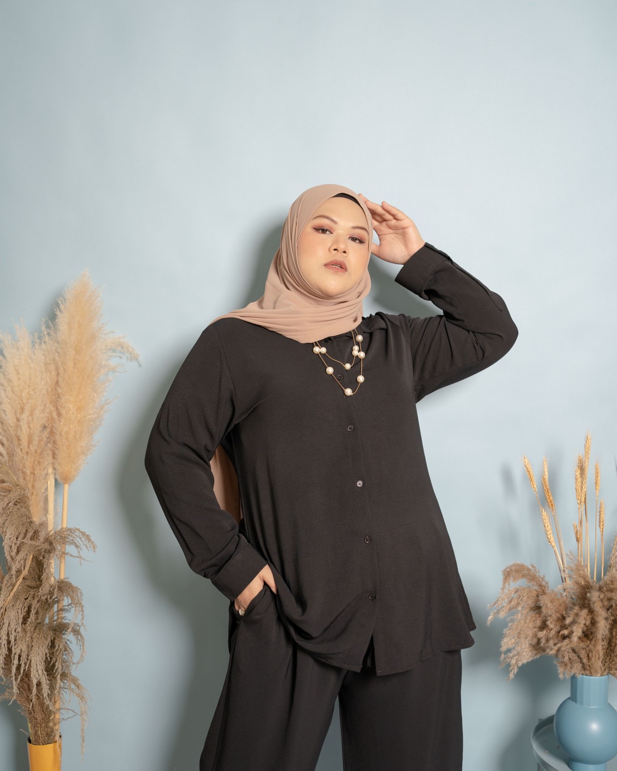 Karla Suit (Black)