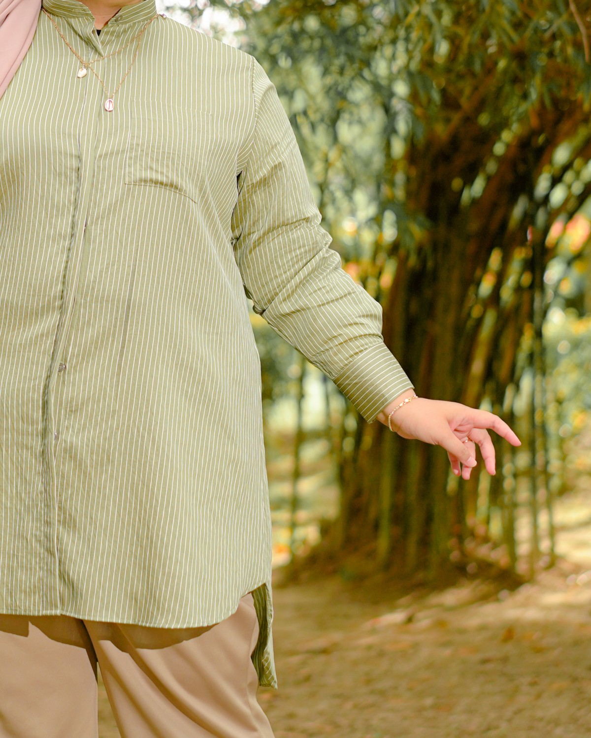 Naura Long Shirt (Stripes Olive)