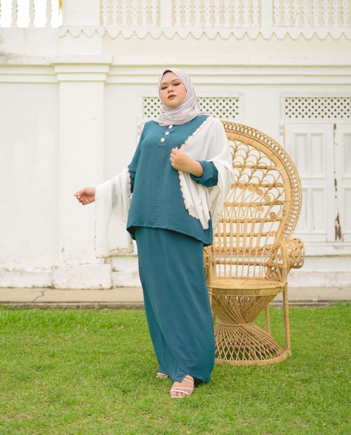 Nona Asiah Kurung Kedah (Teal Blue)