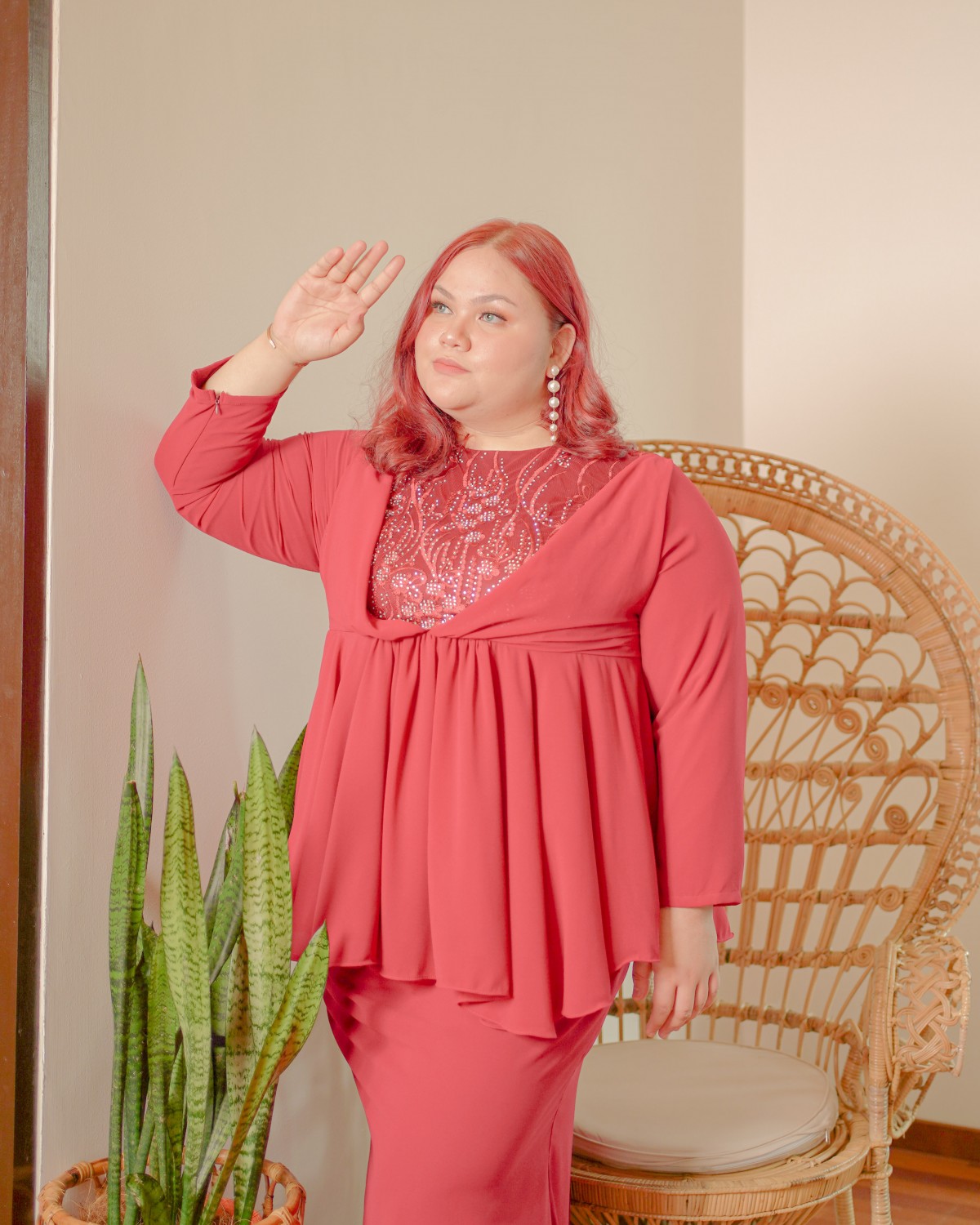 Safoura Luxe Peplum (Chillie Red)