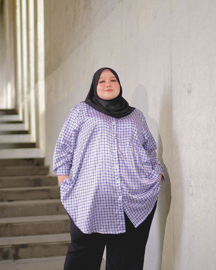 Nelly Printed Long Shirt (Sepetak Biru)