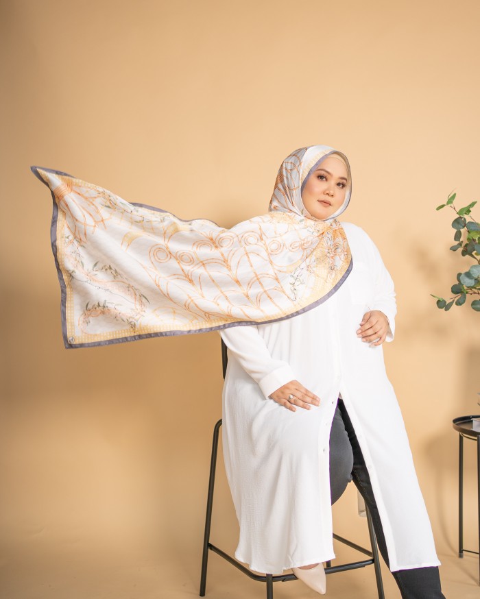 Rattan Shawl (White)