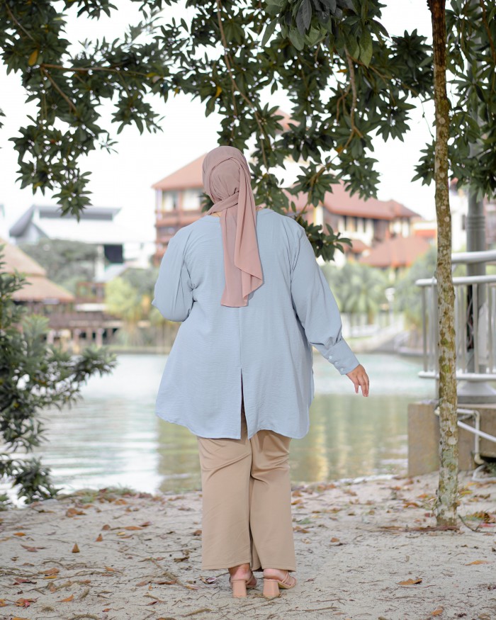 Feena Top (Powder Blue)