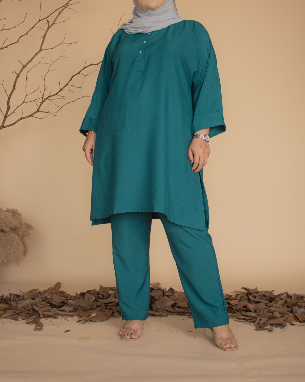 Waheeda Suit (Teal Green)