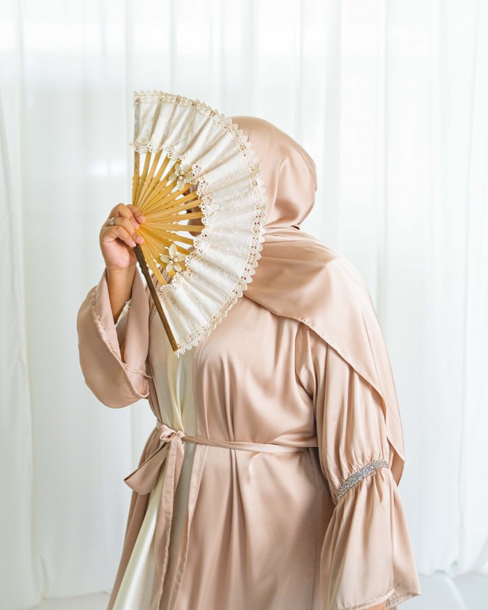 Aminna Abaya (Champagne)