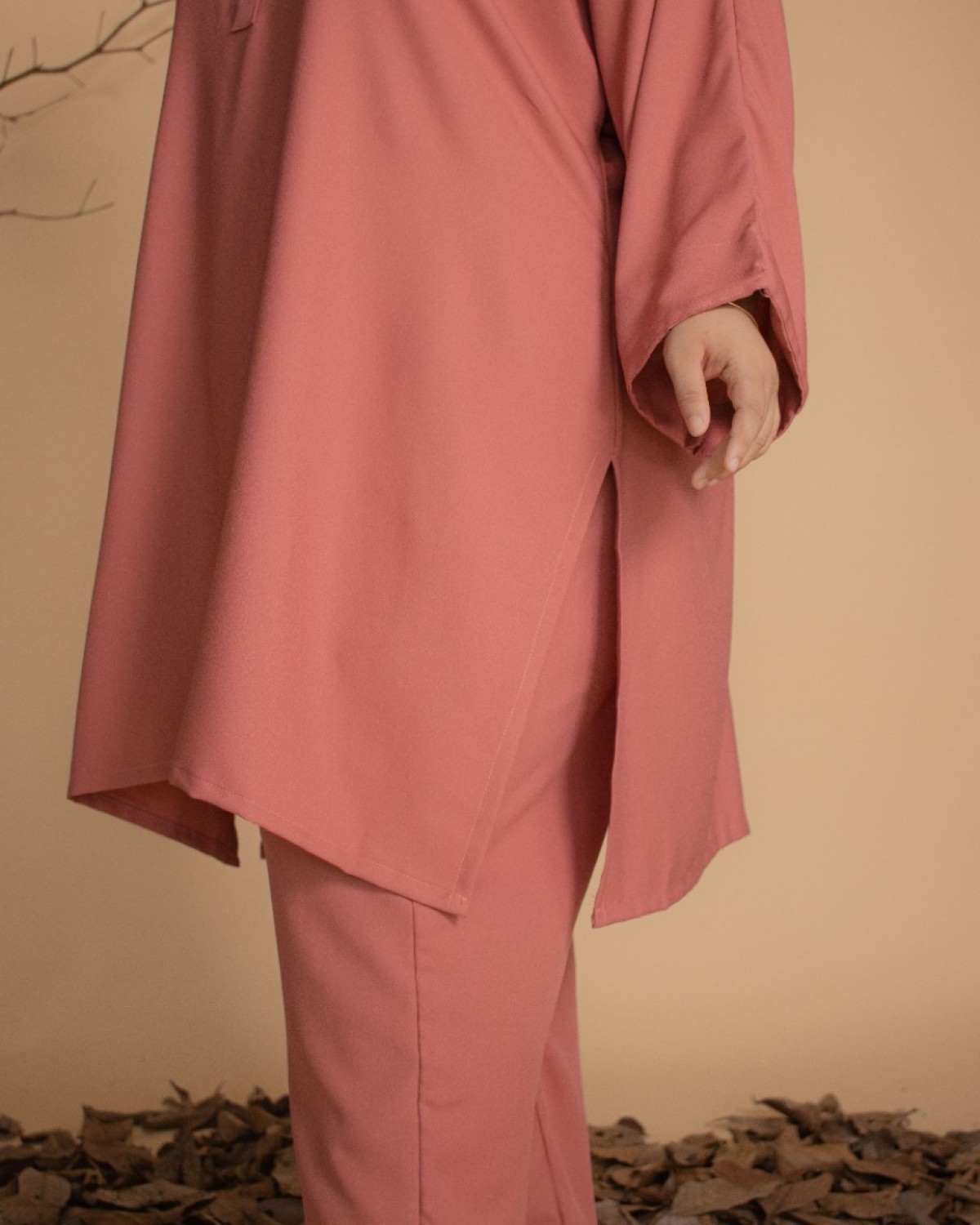 Waheeda Suit (Coral Peach)