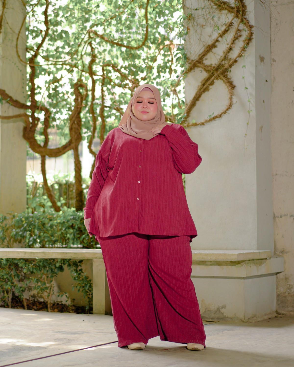 Arianna Suit (Wine Pink)