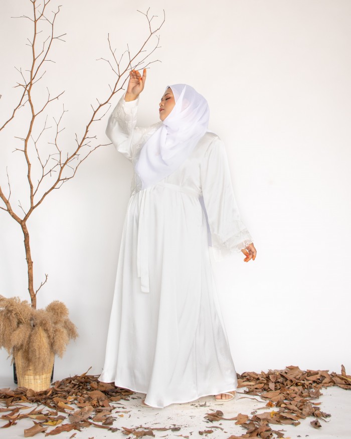 Habeeb Lace Abaya (White)