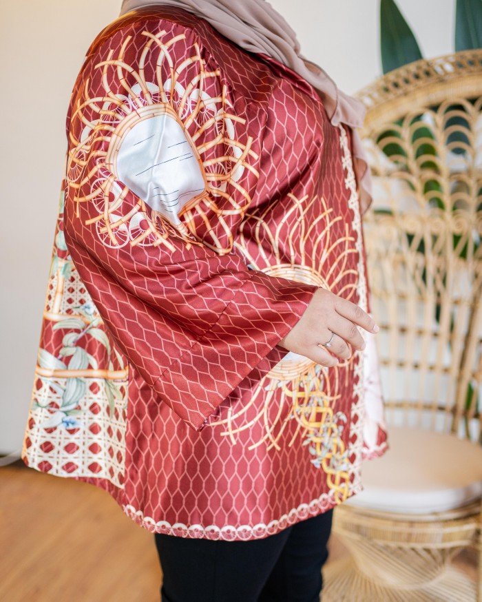 Rika Rattan Kimono ( Rosewood )