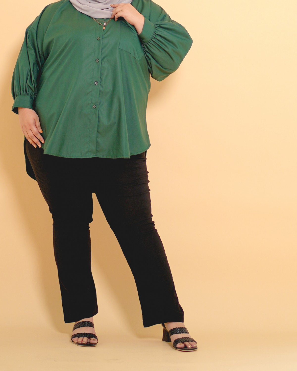 Noelle Shirt (Emerald)