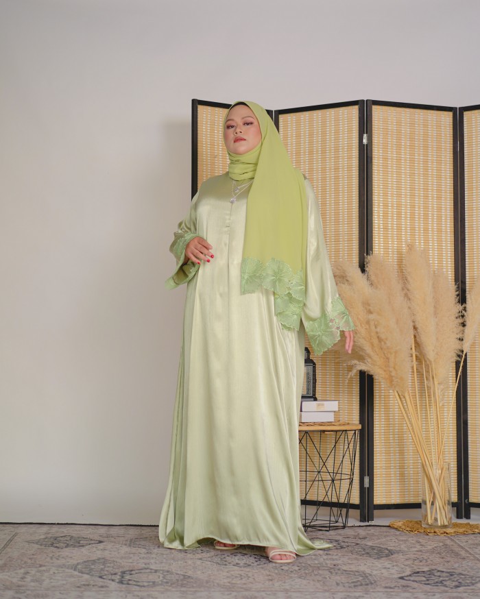 Habeeb Lace Abaya (Pistachio Green) **AS-IS
