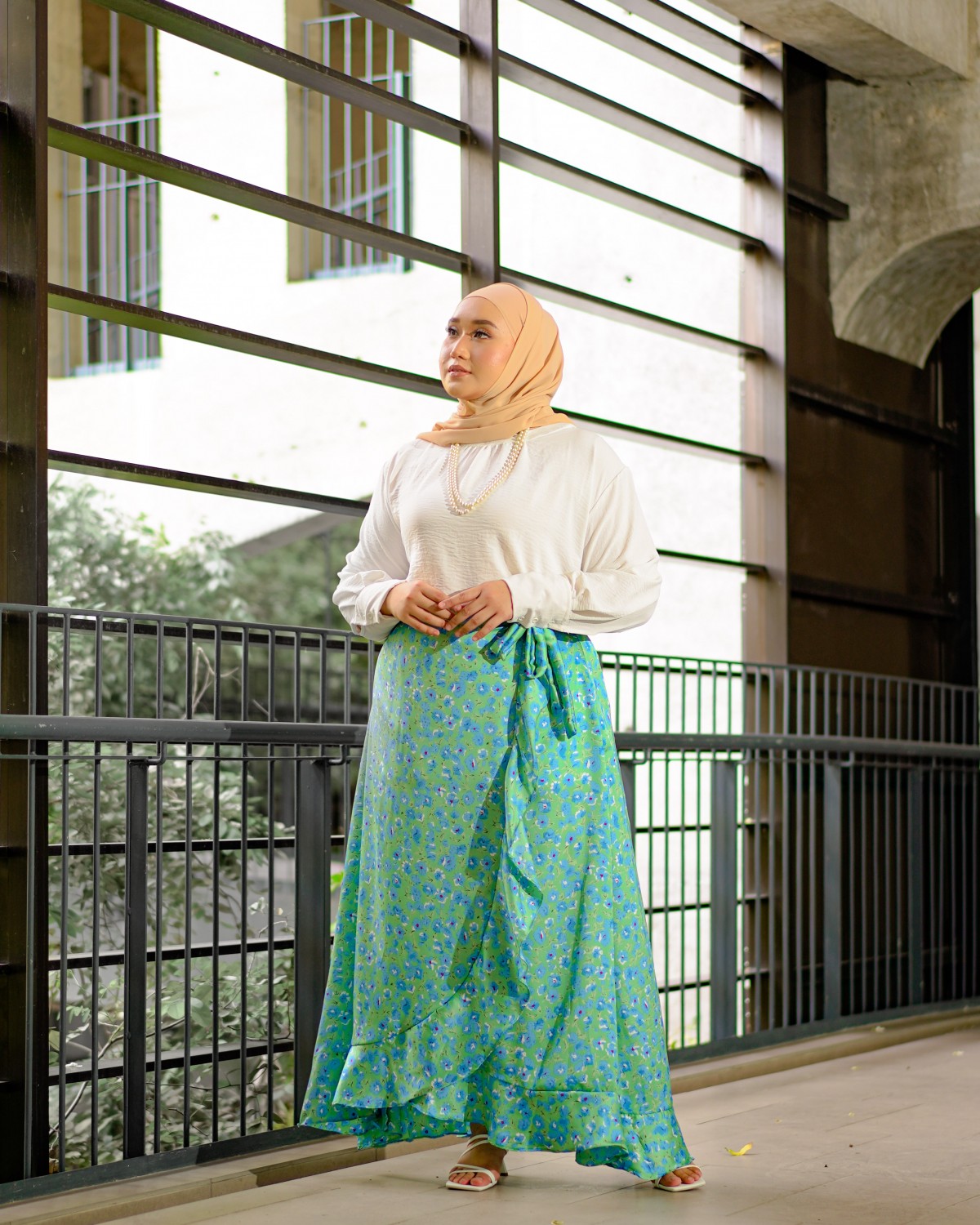 Naa-Ra Ruffle Wrap Skirt (Floral Green)