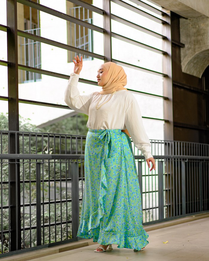 Naa-Ra Ruffle Wrap Skirt (Floral Green)
