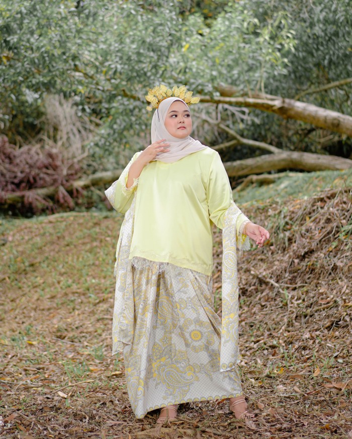 Dian Ariandra (Daffodil Yellow)